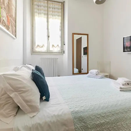 Anna Apartment *